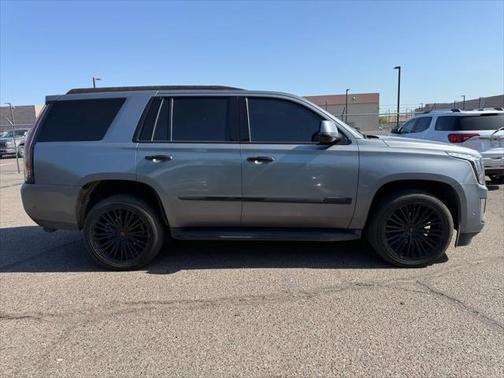 2020 Cadillac Escalade Luxury