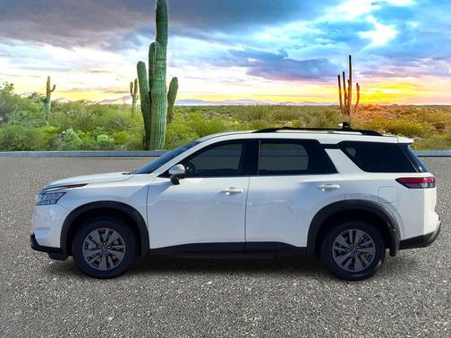2022 Nissan Pathfinder SV 2WD