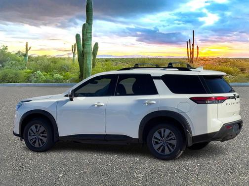 2022 Nissan Pathfinder SV 2WD