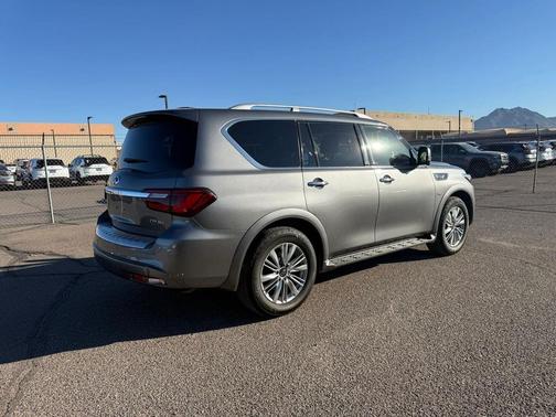 2019 INFINITI QX80 Luxe