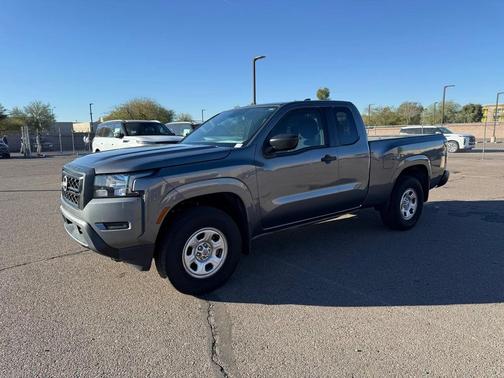 2023 Nissan Frontier S
