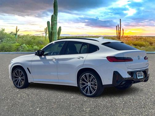 2024 BMW X4 M40i
