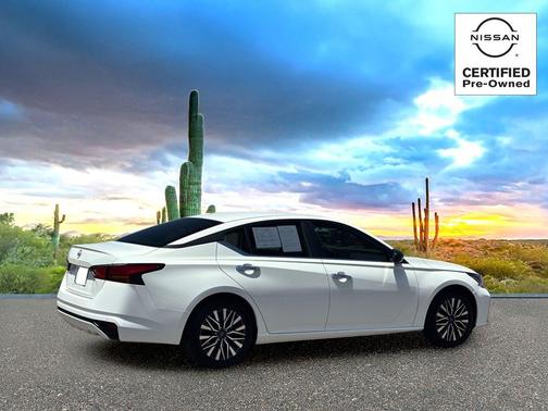 Glacier White 2025 Nissan Altima 2.5 SV