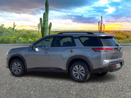 2025 Nissan Pathfinder SV 4WD