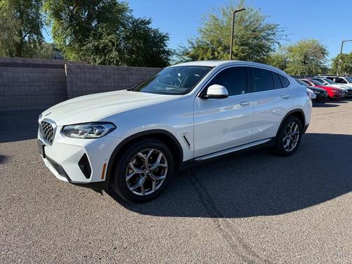 2024 BMW X4 xDrive30i