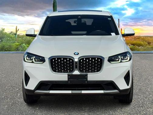2024 BMW X4 xDrive30i