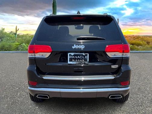 2021 Jeep Grand Cherokee Summit