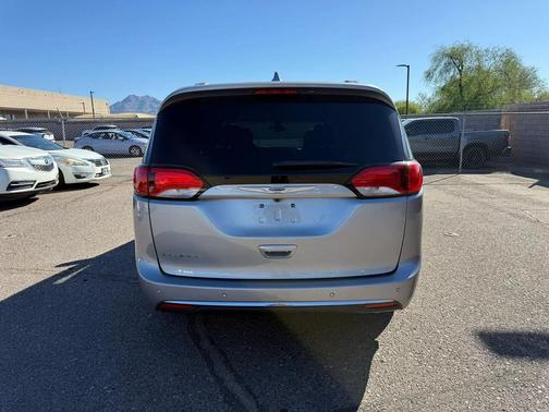 2020 Chrysler Pacifica Touring-L Plus