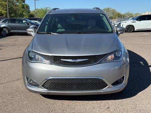 2020 Chrysler Pacifica Touring-L Plus