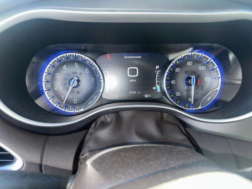 2020 Chrysler Pacifica Touring-L Plus