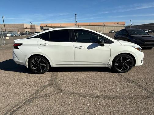 2023 Nissan Versa 1.6 S