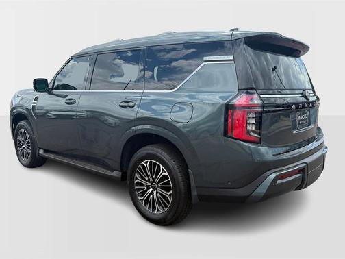 2025 Nissan Armada SL 4WD