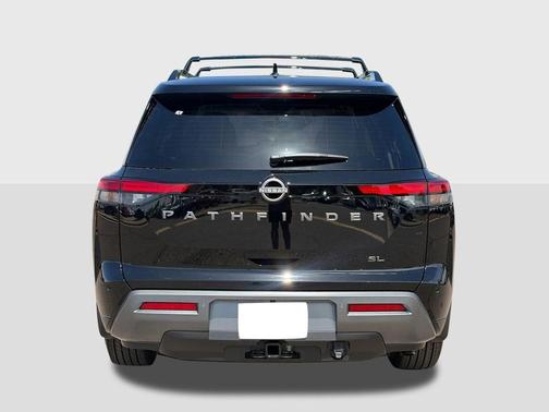 Super Black 2026 Nissan Pathfinder SL