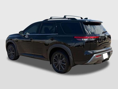 Super Black 2026 Nissan Pathfinder SL