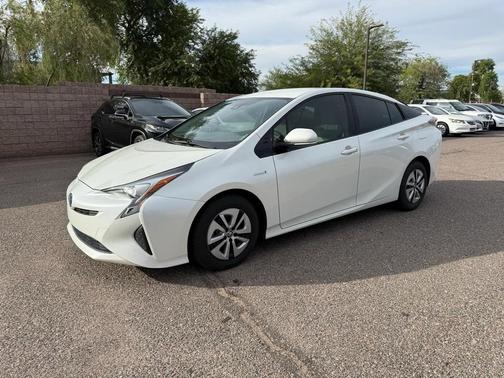 2017 Toyota Prius Three