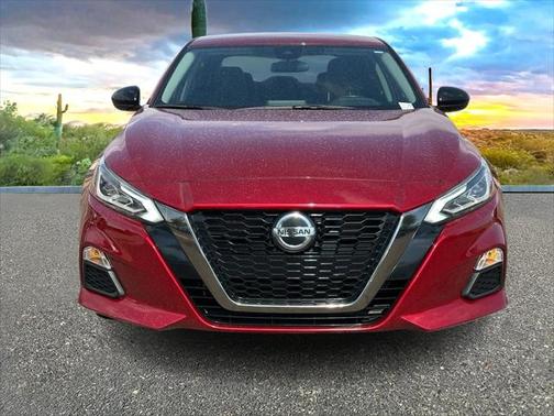 2022 Nissan Altima SR FWD