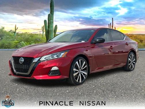 2022 Nissan Altima SR FWD