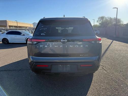 2024 Nissan Pathfinder SV 4WD