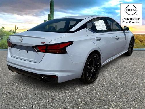 2023 Nissan Altima SR FWD