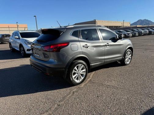 2018 Nissan Rogue Sport SV