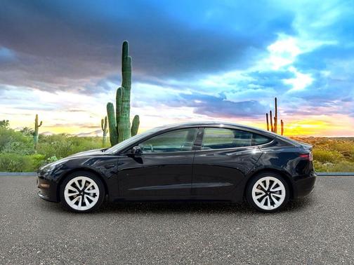 Solid Black 2022 Tesla Model 3 Standard Range