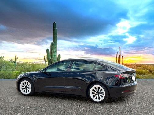 Solid Black 2022 Tesla Model 3 Standard Range