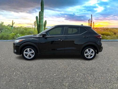 2024 Nissan Kicks S