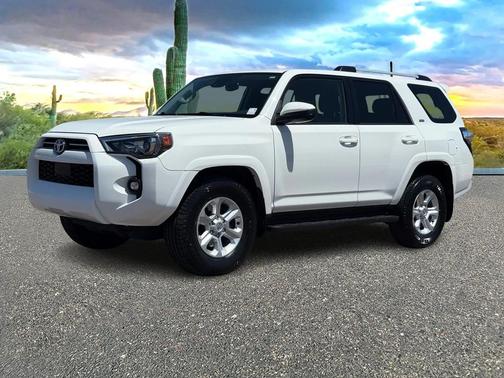 2024 Toyota 4Runner SR5