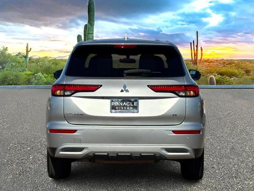 2024 Mitsubishi Outlander SE 2.5 2WD