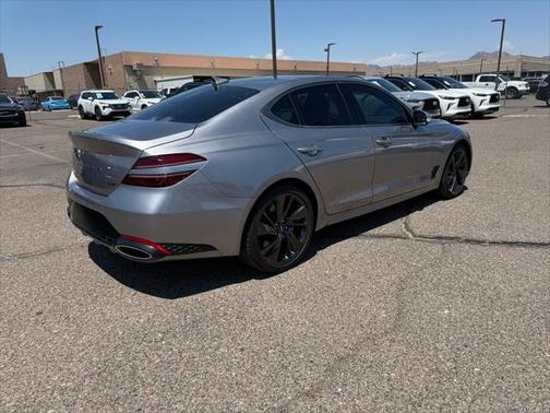 2022 Genesis G70 3.3T RWD