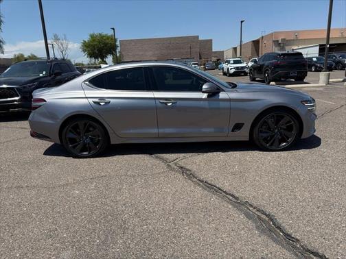 2022 Genesis G70 3.3T RWD