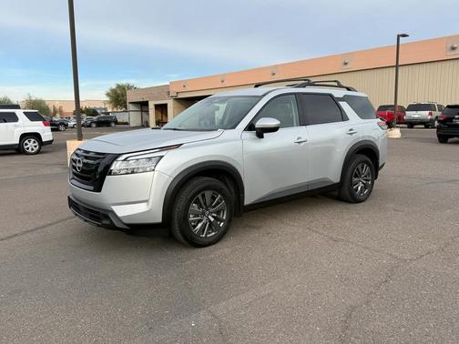 2022 Nissan Pathfinder SV 2WD