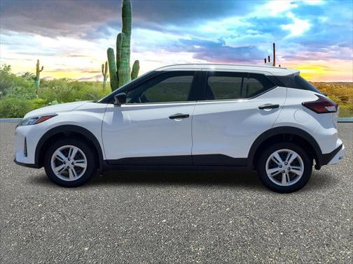 2024 Nissan Kicks S