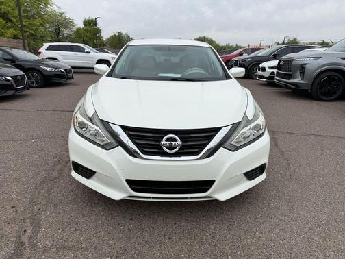 Pearl White 2016 Nissan Altima 2.5 S