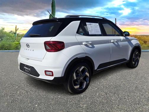 2023 Hyundai VENUE Limited