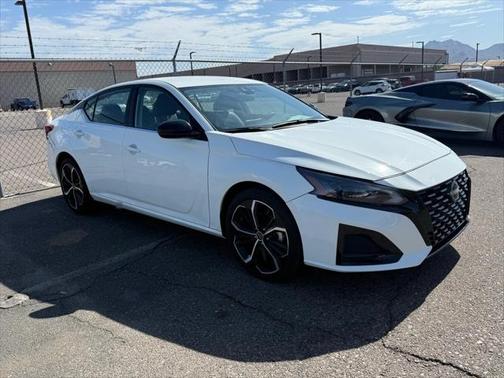 2024 Nissan Altima SR FWD