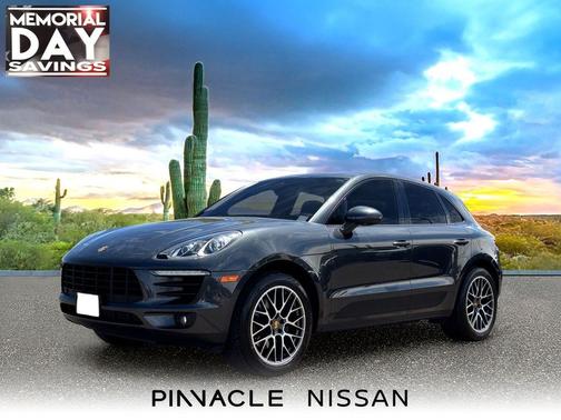 Agate Grey Metallic 2018 Porsche Macan Macan