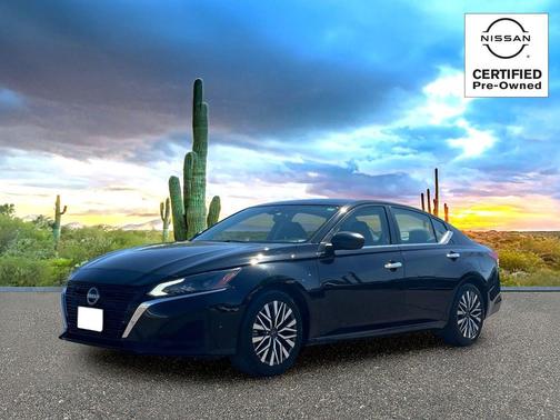 Super Black 2025 Nissan Altima 2.5 SV