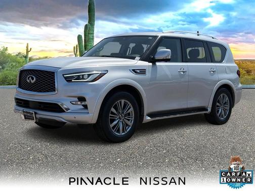 2022 INFINITI QX80 Luxe
