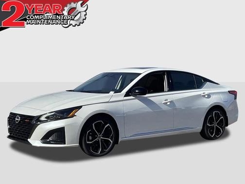 2025 Nissan Altima SR FWD