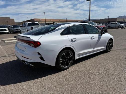 2022 Kia K5 GT-Line
