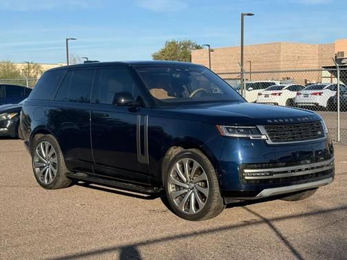 2023 Land Rover Range Rover P530 SE