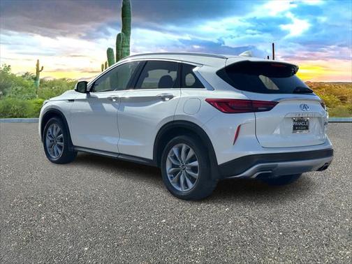 2021 INFINITI QX50 LUXE