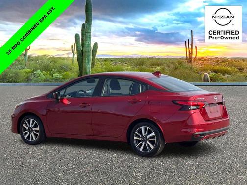 Scarlet 2025 Nissan Versa 1.6 SV