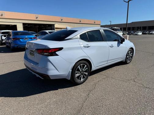 2025 Nissan Versa 1.6 SV