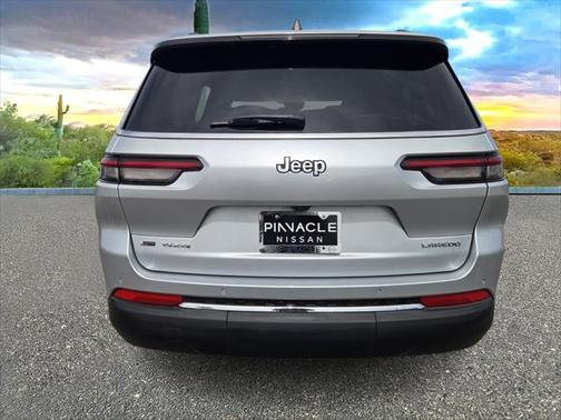 2023 Jeep Grand Cherokee L Laredo