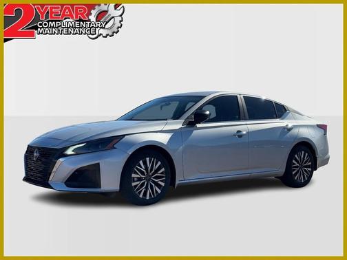 2025 Nissan Altima SV FWD