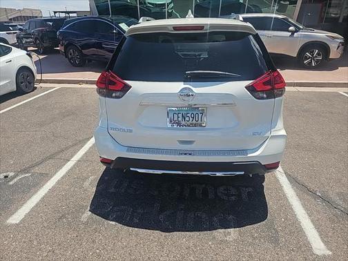 2017 Nissan Rogue SV