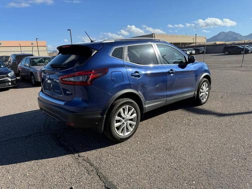 2021 Nissan Rogue Sport SV