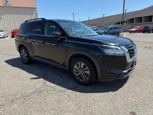 2022 Nissan Pathfinder SV 4WD